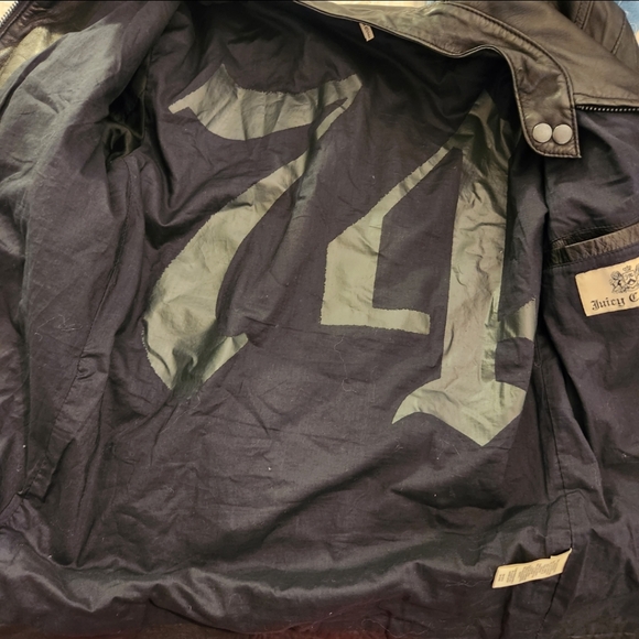 Juicy Couture  black 100% leather   cover trast motto jacket size small - Picture 4 of 16